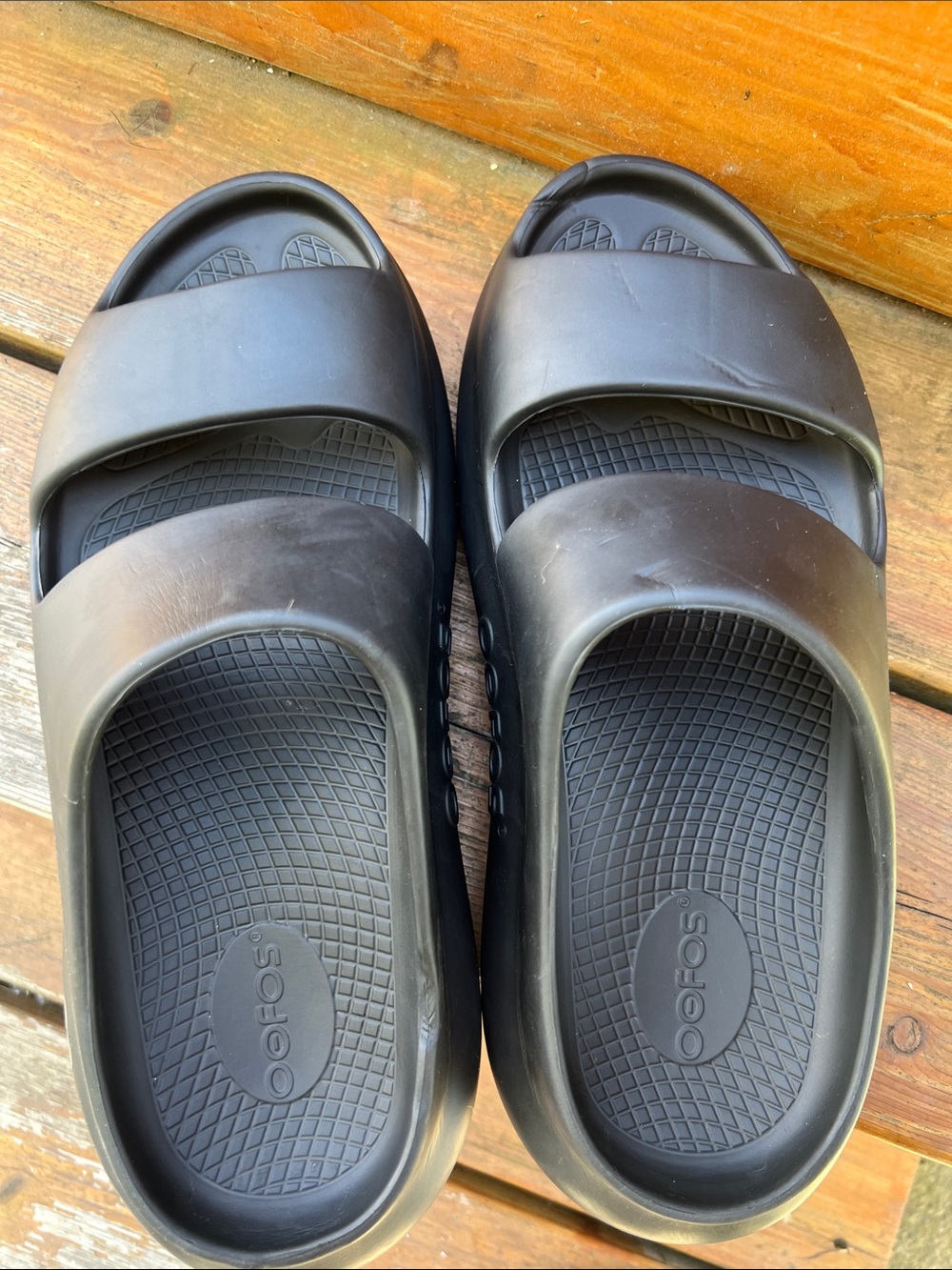 OOFOS Men Black Slide Sandals